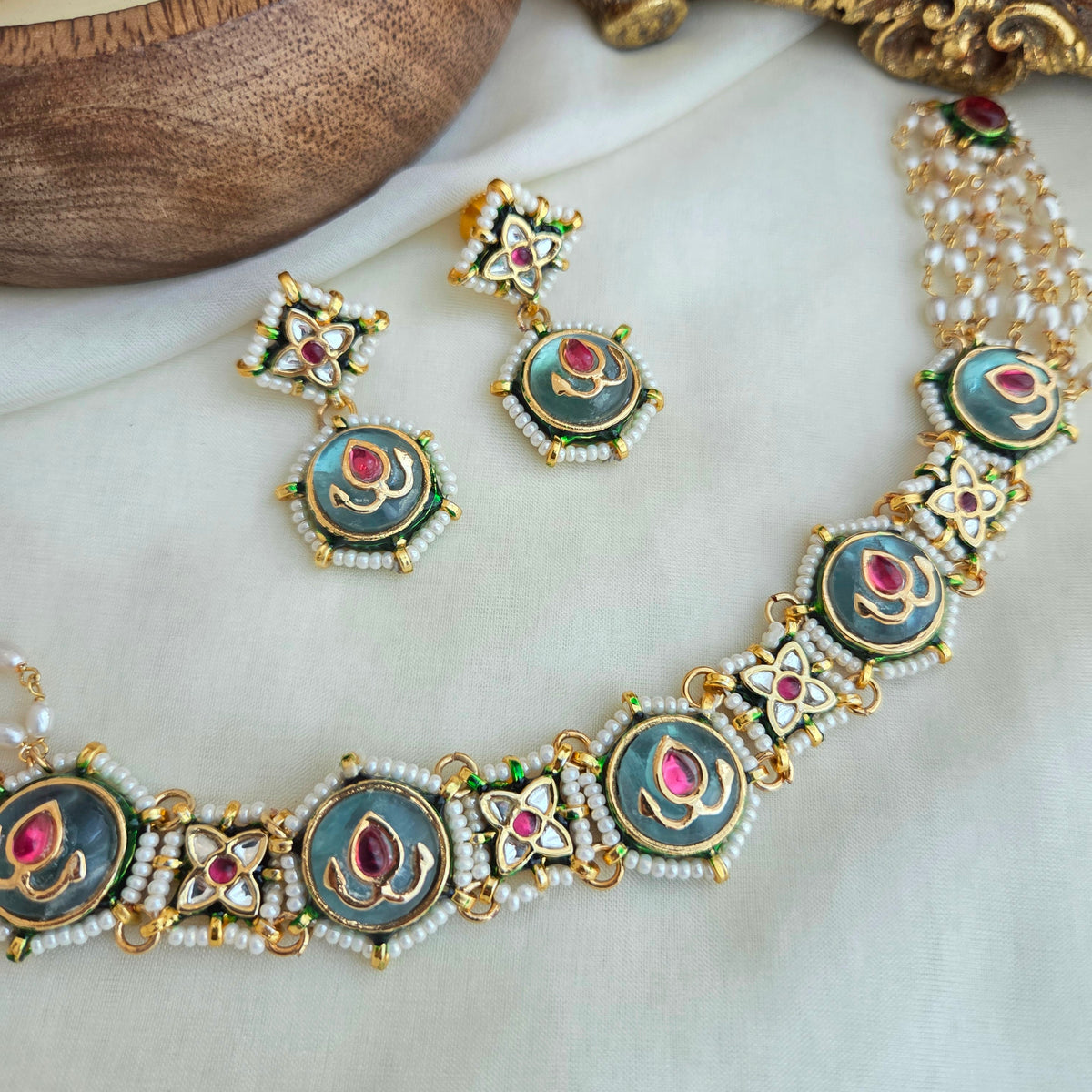 Small flourite necklace set