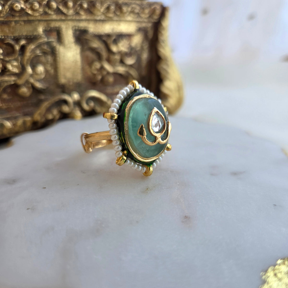 Flourite kundan adjustable ring