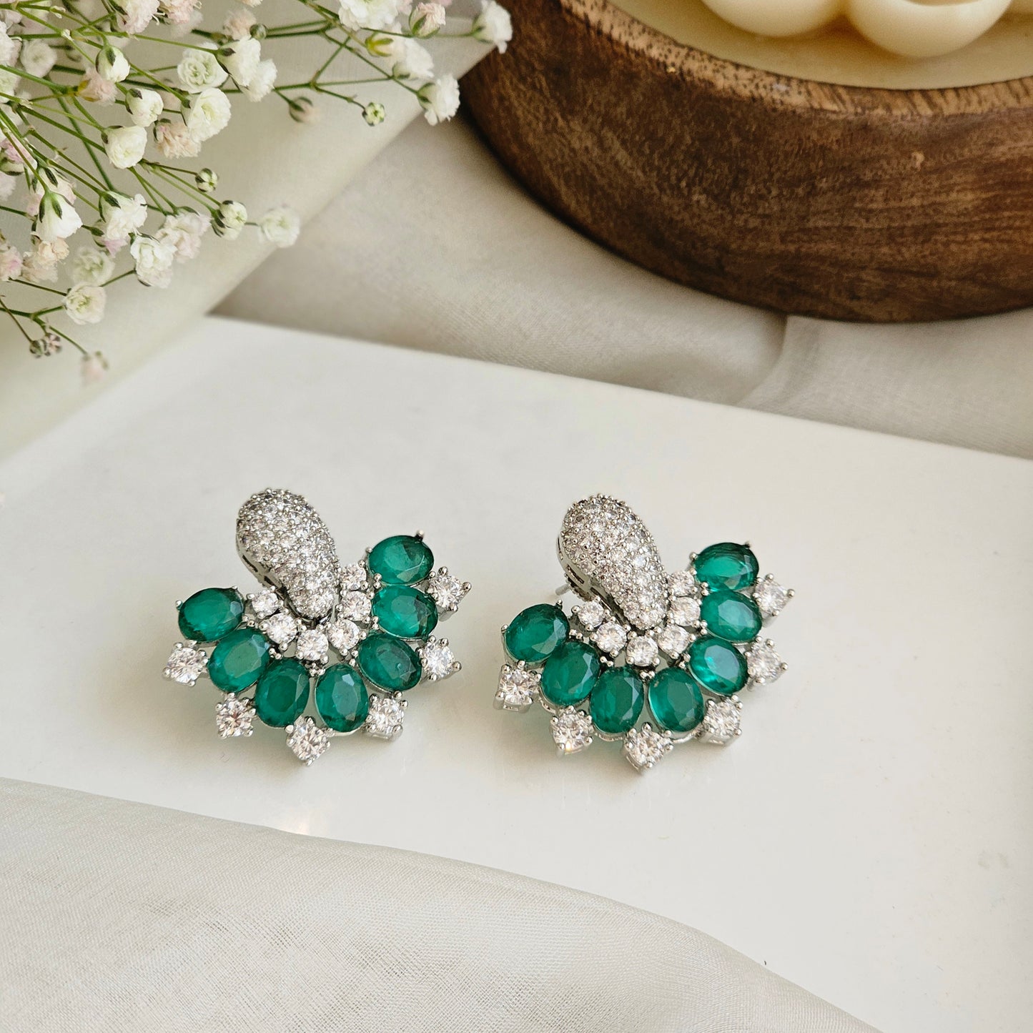 Gatsby Emerald Wings