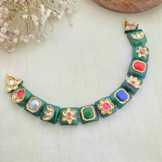 Emrald stone necklace