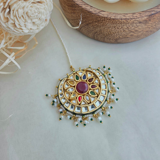 Navratna maang tikka