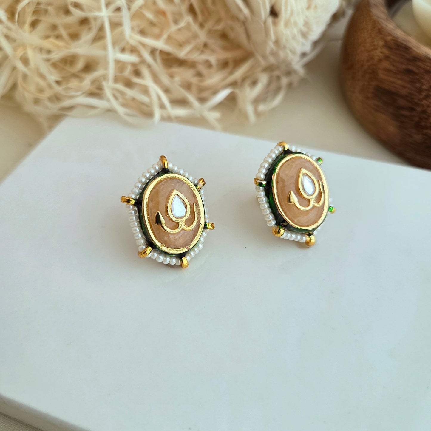 Beautiful peach kundan studs
