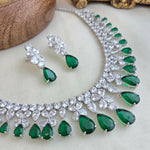 Emerald diamond necklace set