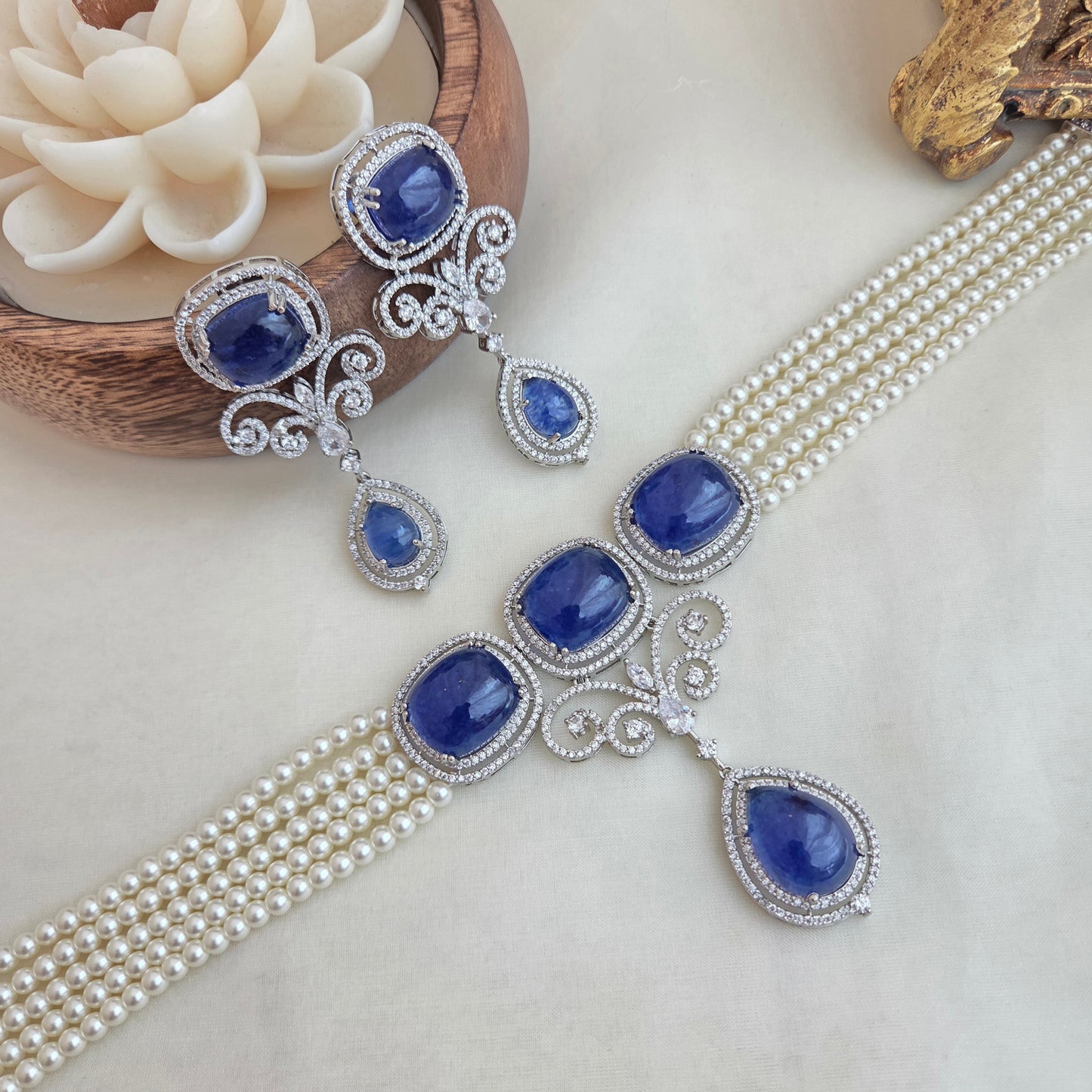 Blue sapphire and pearl choker set