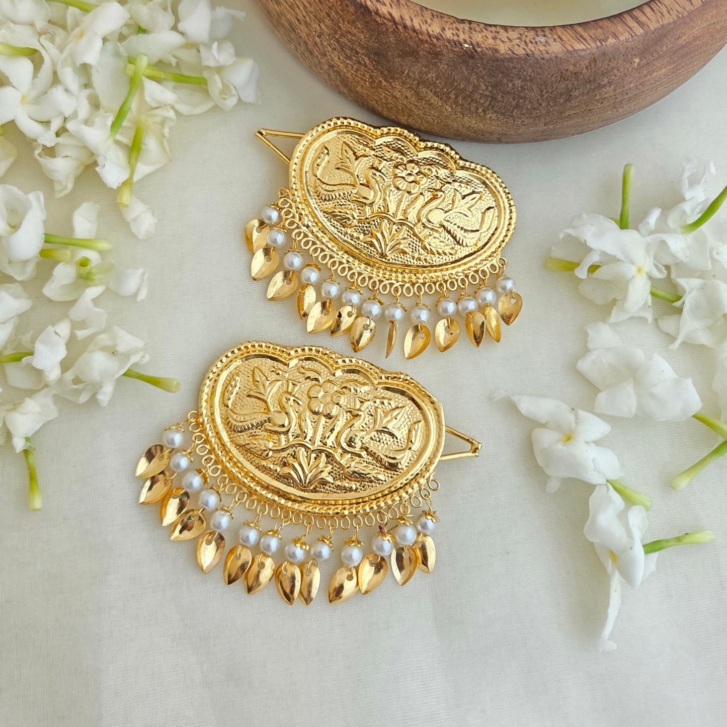 Punjabi traditional pipalpatti hairpins ( 1 pair )