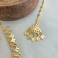 Traditional gold set