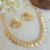 Traditional gold set