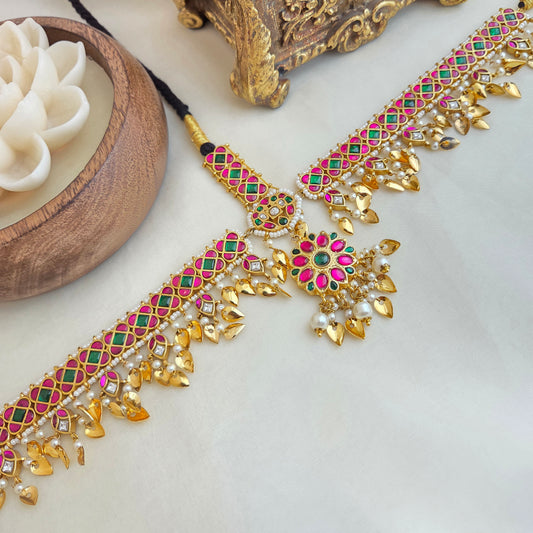 Traditional pipalpatti mathapatti