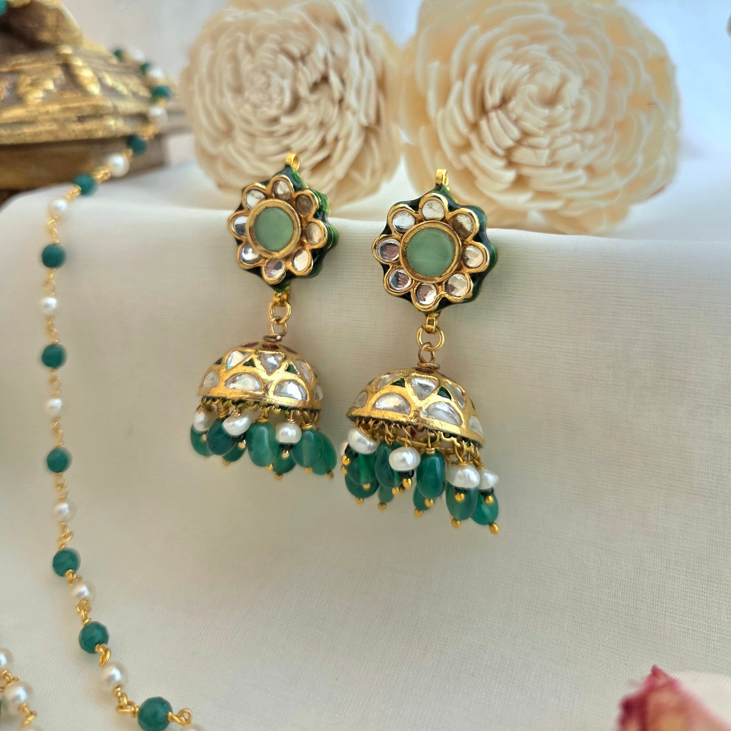 Small kundan jhumki