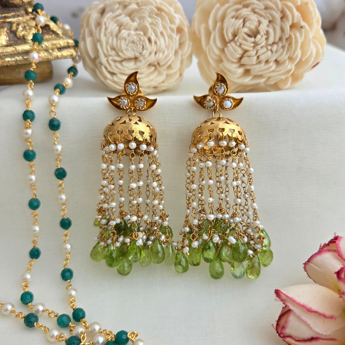 Pearl chain earrings