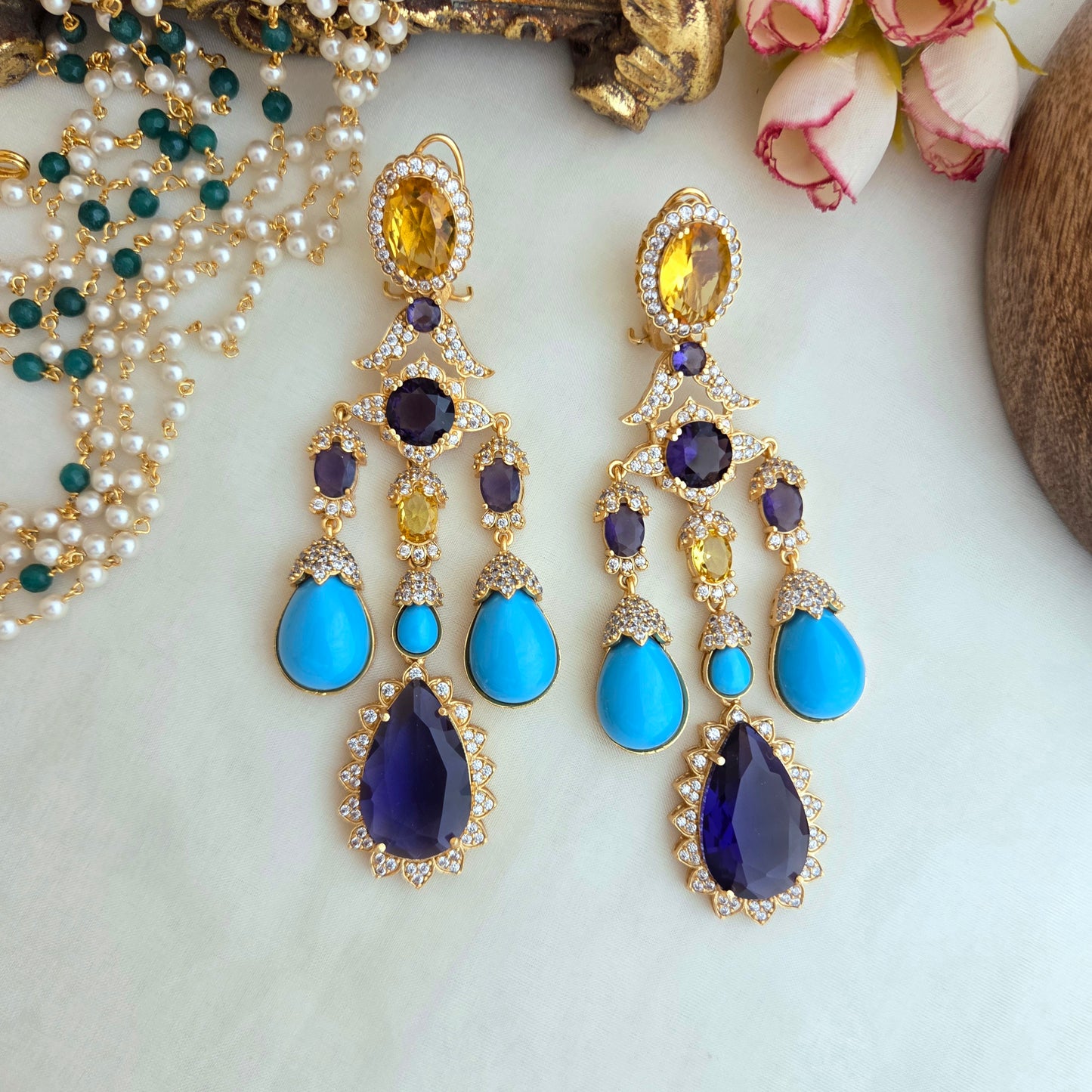 The sapphire and turquoise drop earings