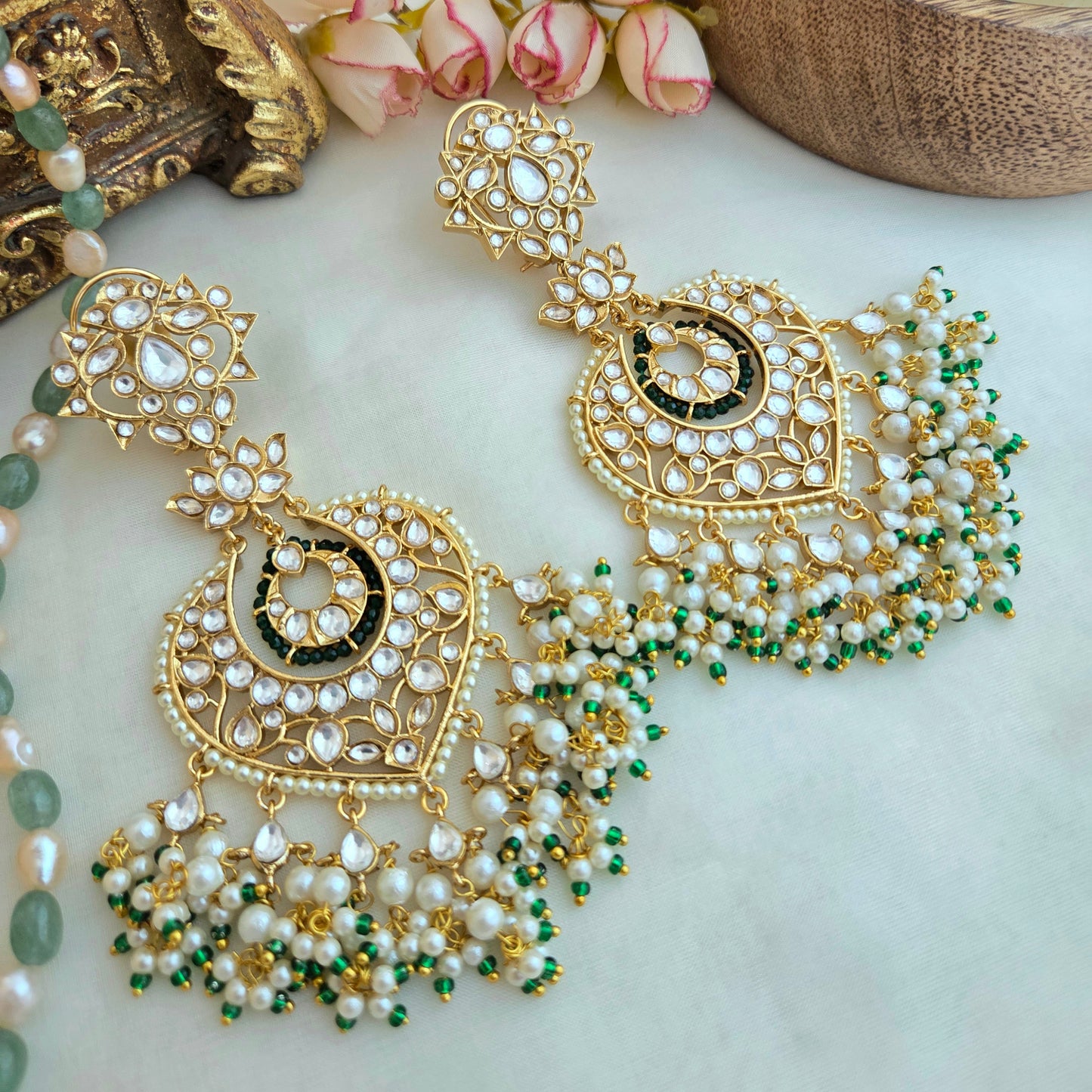 Jadau kundan emrald chandbali
