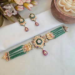 The royal emerald chokar set
