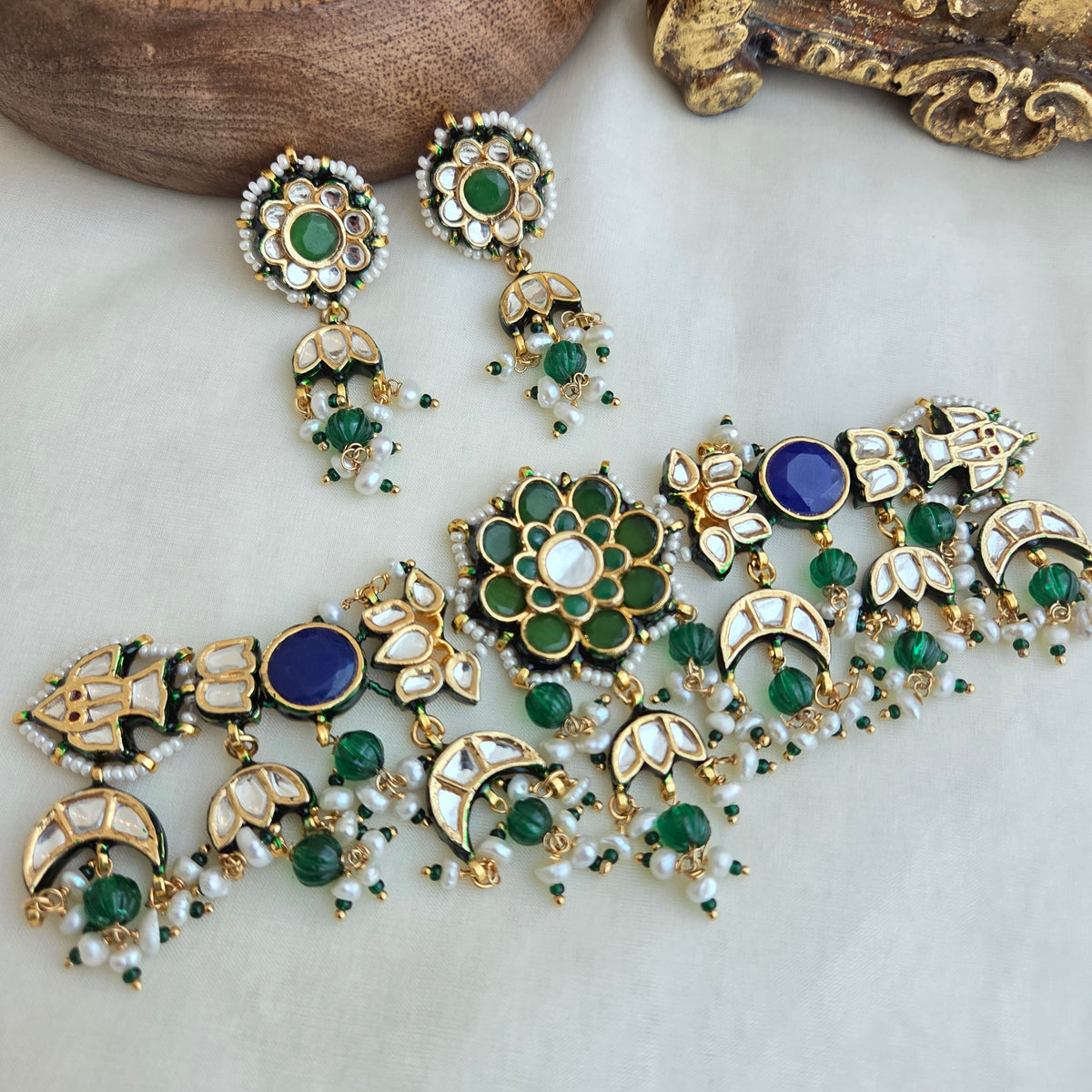 Emrald floral chokhar set