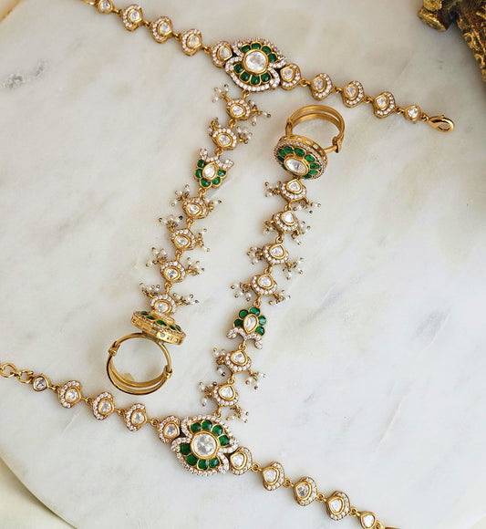 Emerald polki hathphool