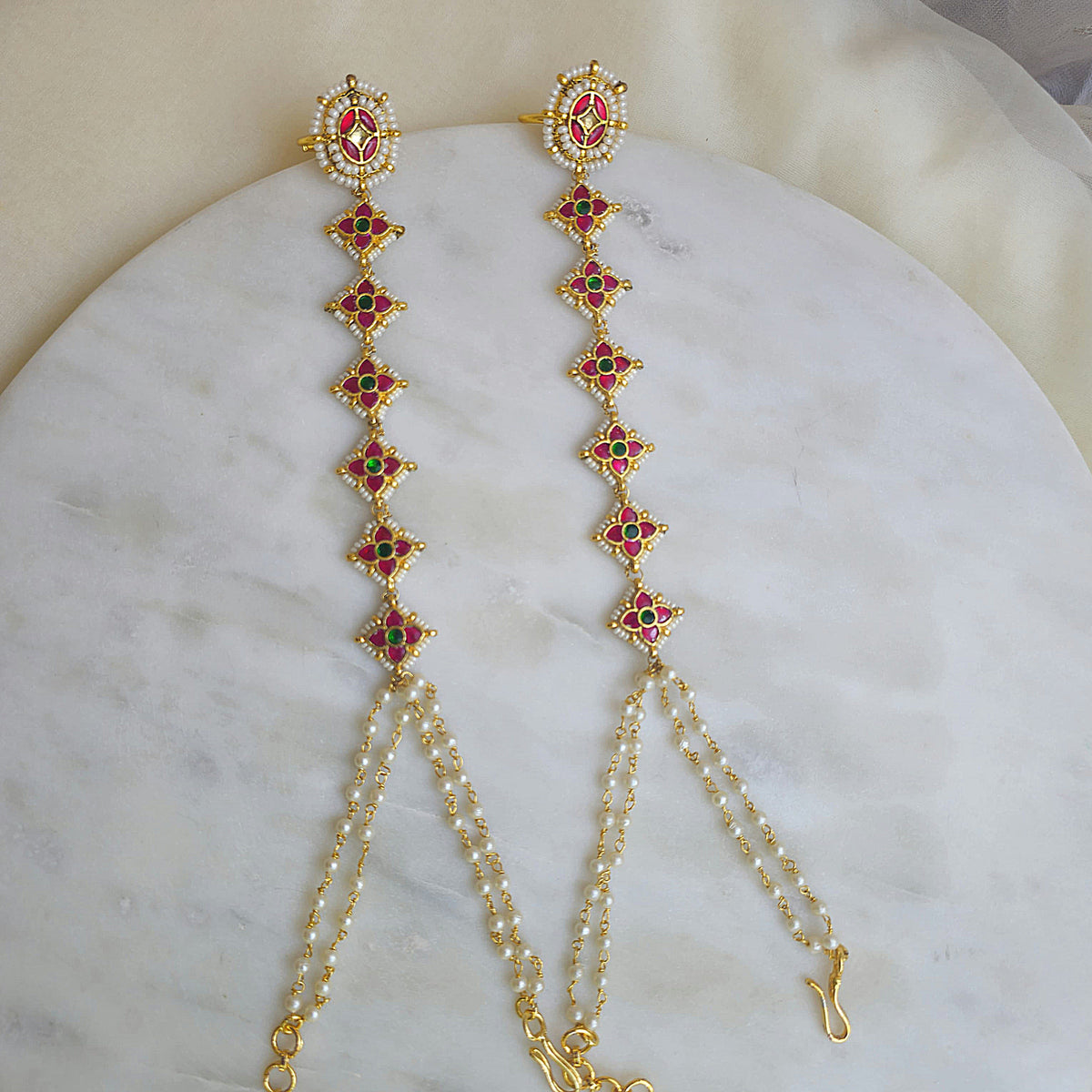 Pachi kundan and pearl hathphool