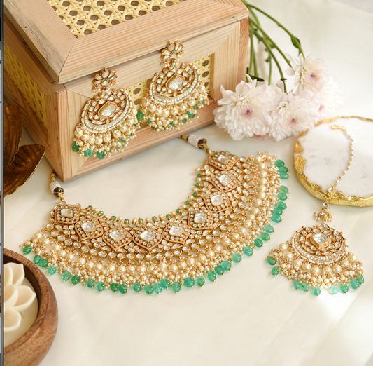 Kundan Bridal Necklace Set with Matching Earrings