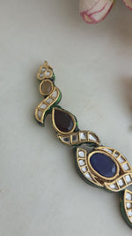 The azure blossom necklace set