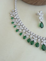 Emerald diamond necklace set