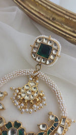 Traditional Pachi kundan chandbali
