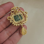 Fluorite stone broach