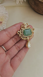 Fluorite stone broach